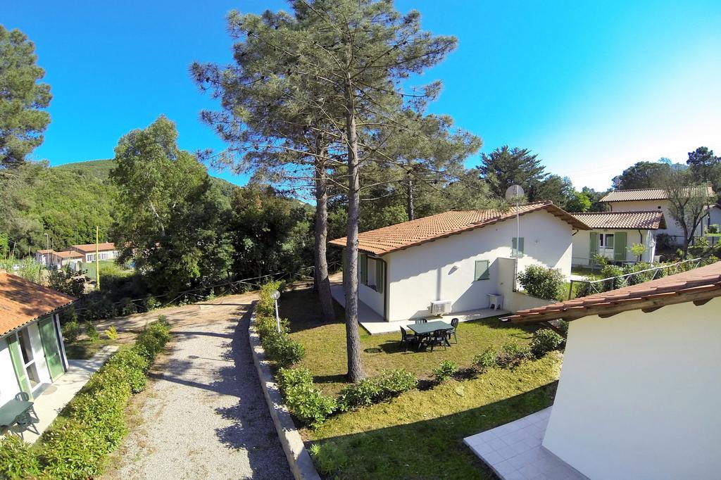 Villaggio Le Venelle Рио Марина Екстериор снимка